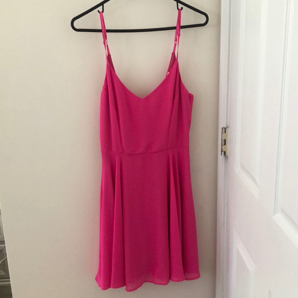 Bright pink dress, never worn